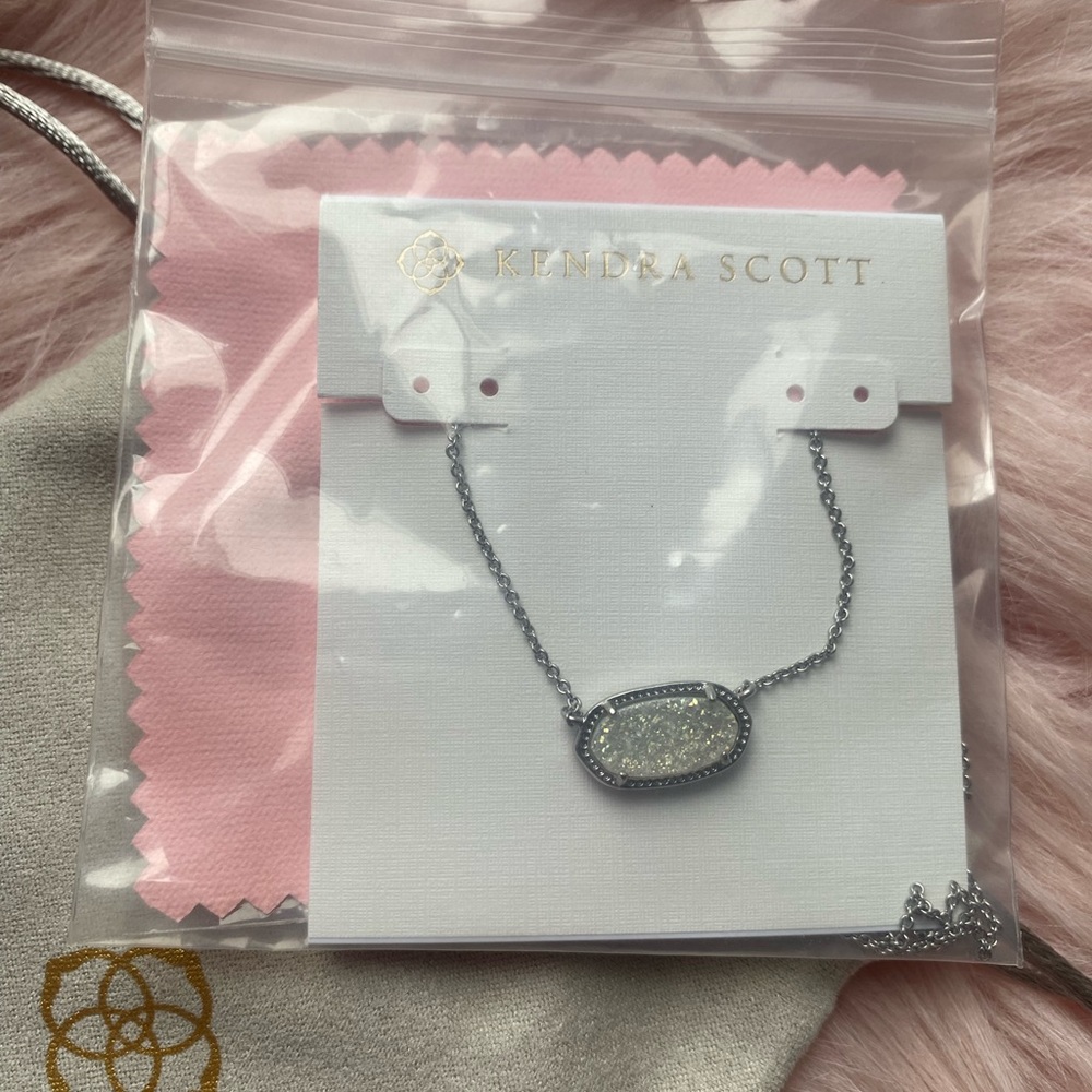 Elisa Silver Pendant Necklace in Iridescent Drusy